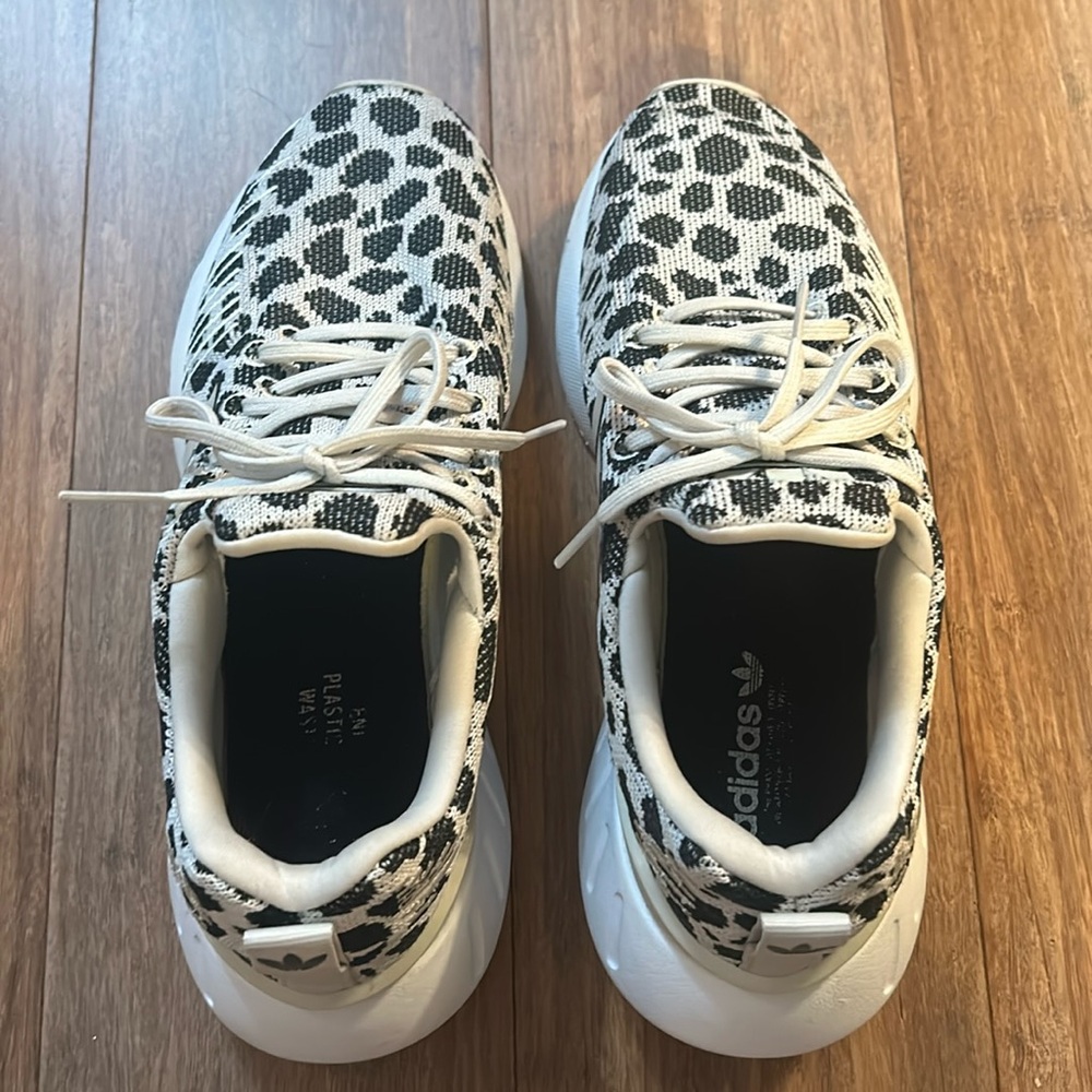 Adidas Sneaker